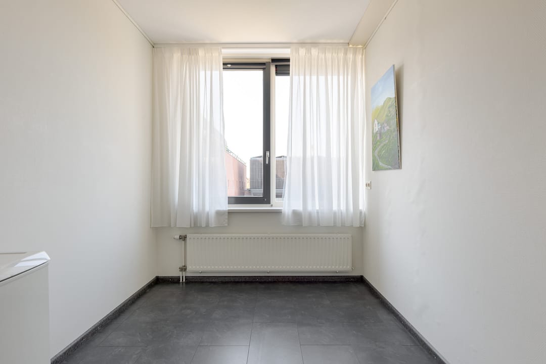Photo 22 of Weerddwarsstraat 56