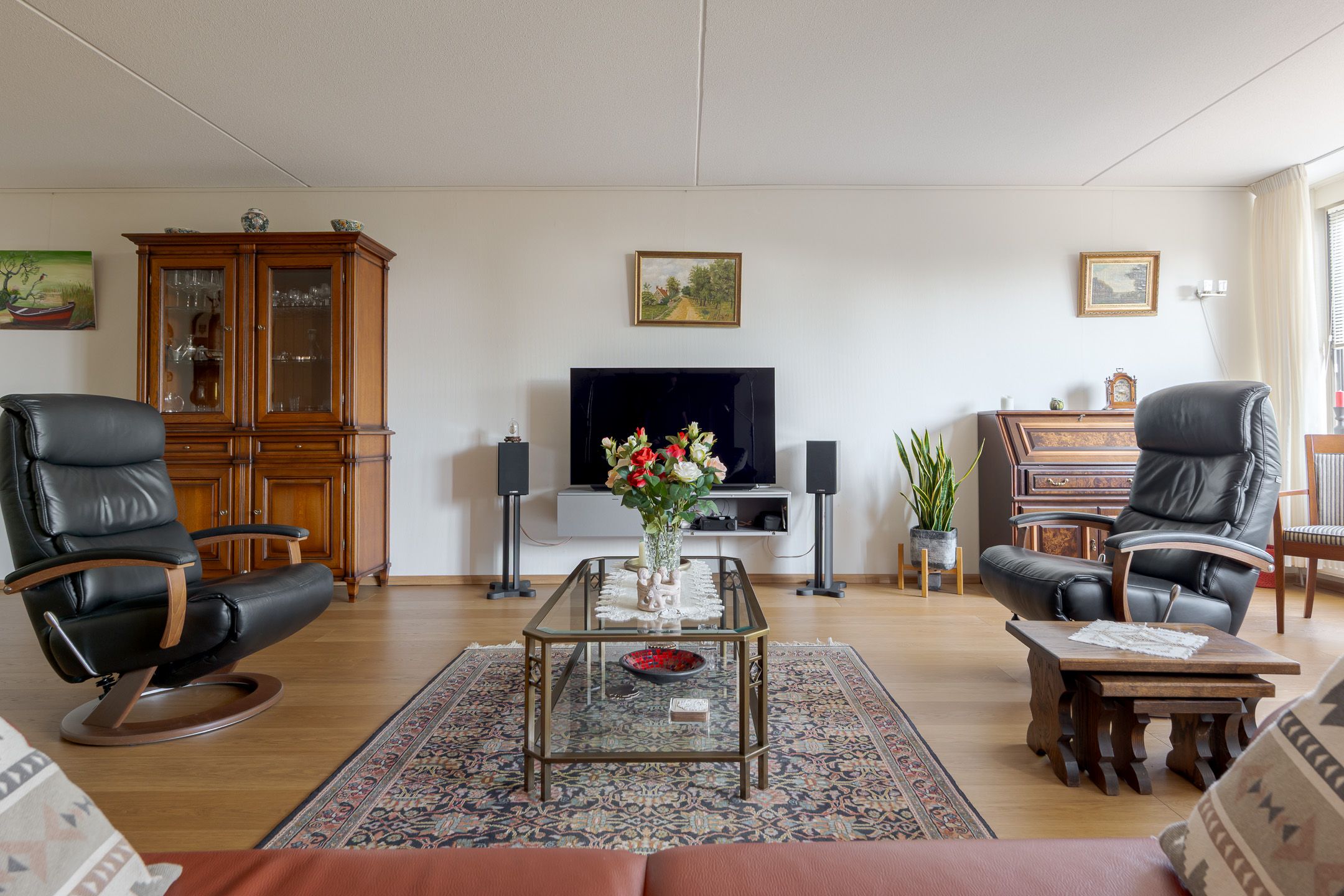 Photo 9 of Weerddwarsstraat 56