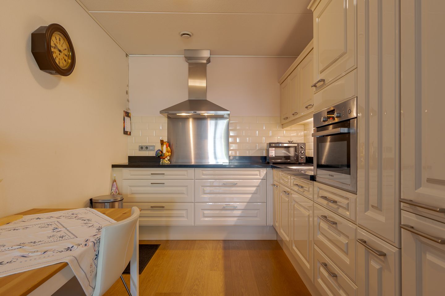 Photo 14 of Weerddwarsstraat 56