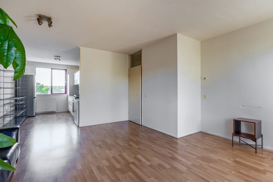 Photo 16 of Ringspoor 128