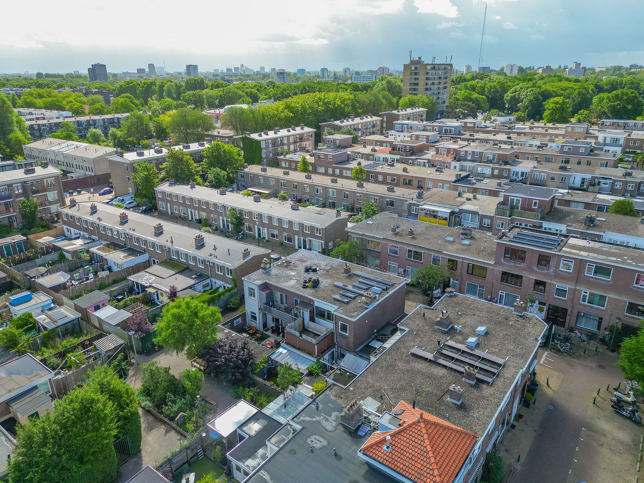 Photo 36 of Burgemeester Jansenstraat 1