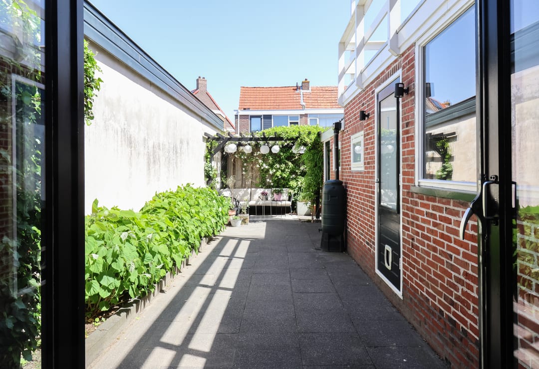 Photo 11 of d'Hondecoeterstraat 30