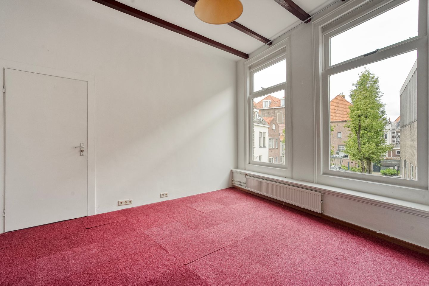 Photo 14 of Buiten Nieuwstraat 48