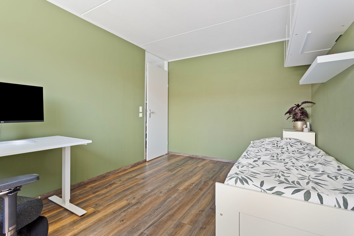 Photo 35 of Salsastraat 227