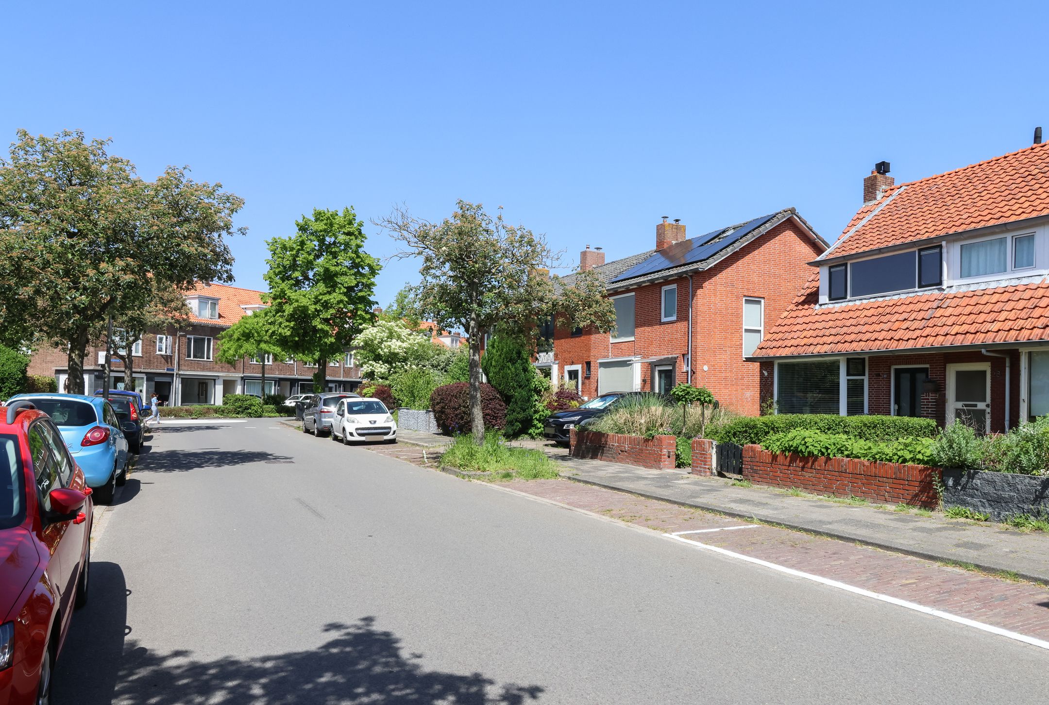 Photo 27 of d'Hondecoeterstraat 30