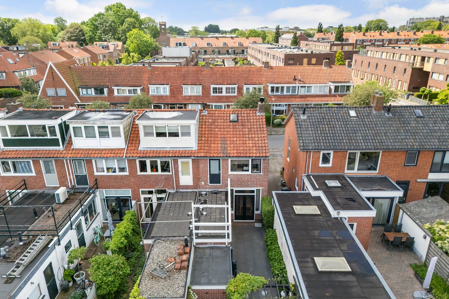 Photo 34 of d'Hondecoeterstraat 30