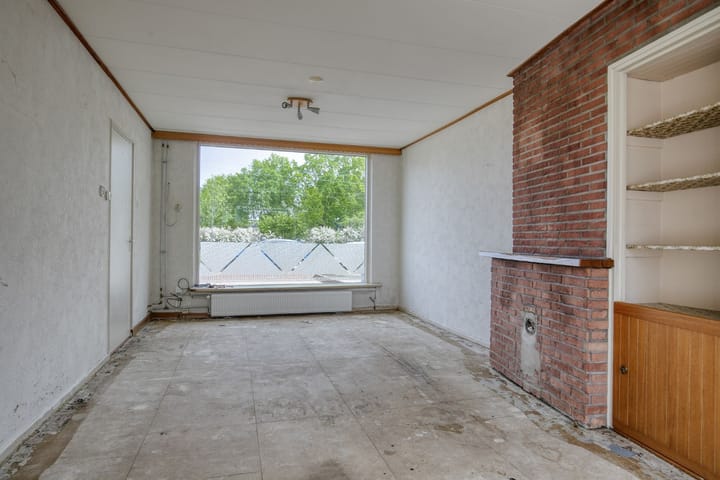 Tussenwoning te koop: Van Speyklaan 288, Harderwijk