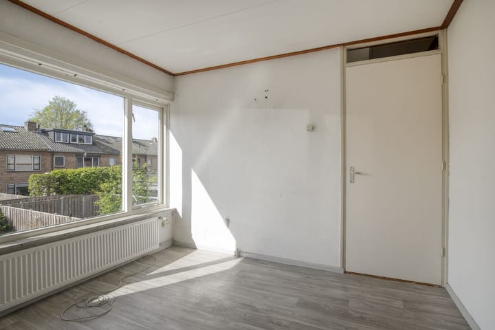 Tussenwoning te koop: Van Speyklaan 288, Harderwijk