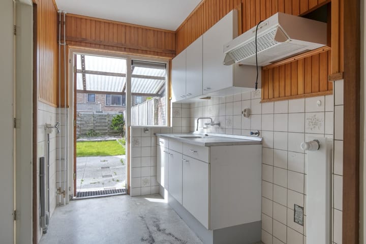 Tussenwoning te koop: Van Speyklaan 288, Harderwijk