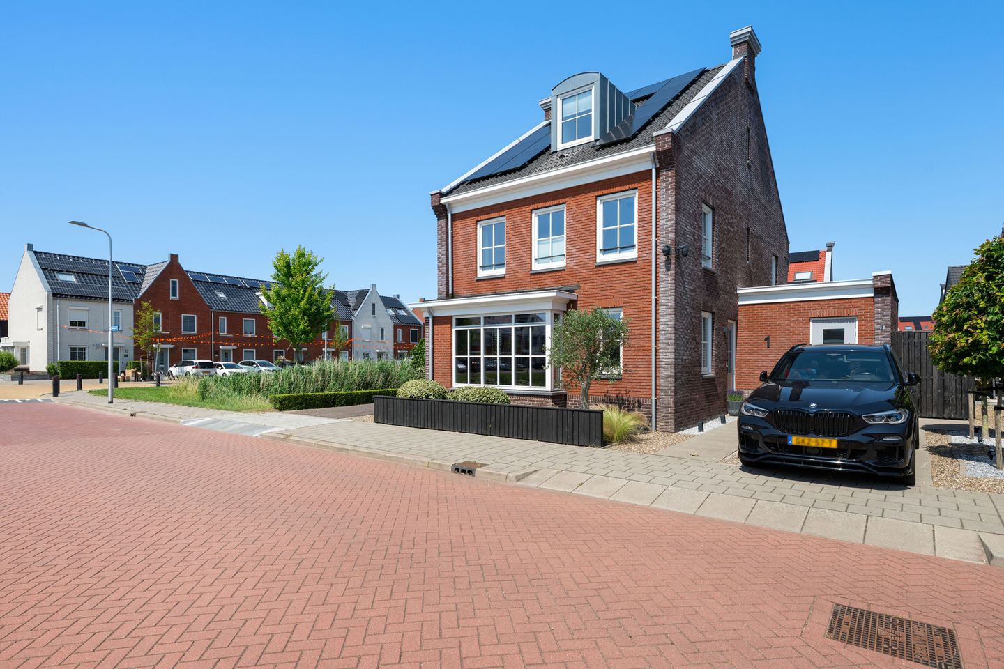 Photo 5 of Markgraaf 1