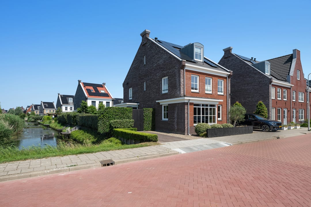 Photo 52 of Markgraaf 1