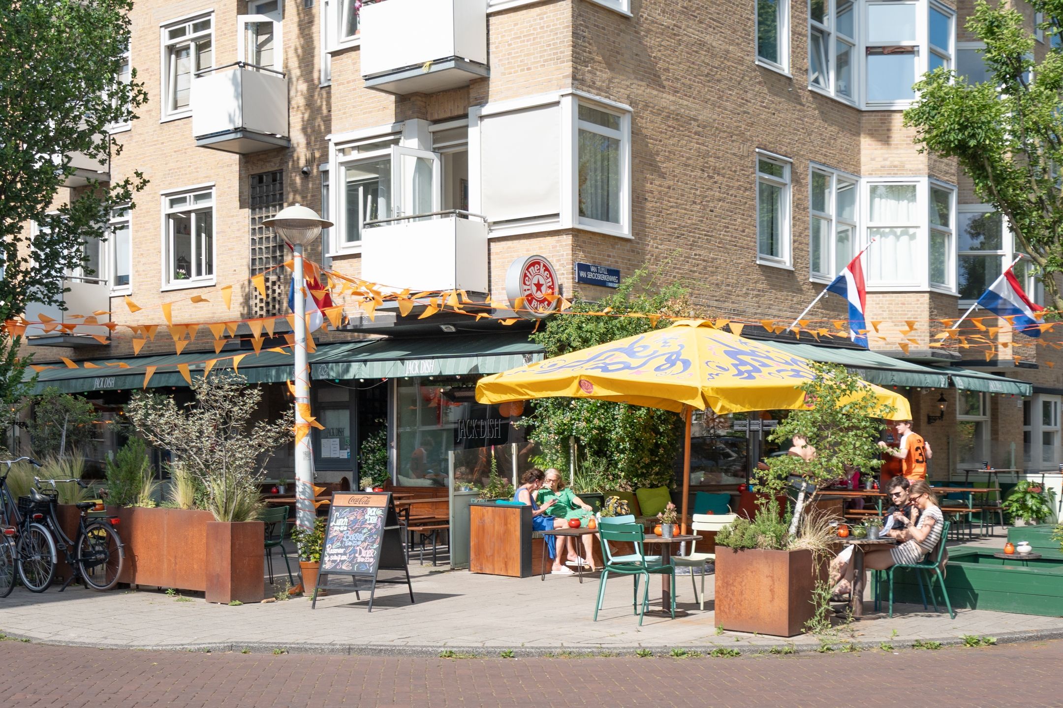 Photo 30 of Turnerstraat 27-D