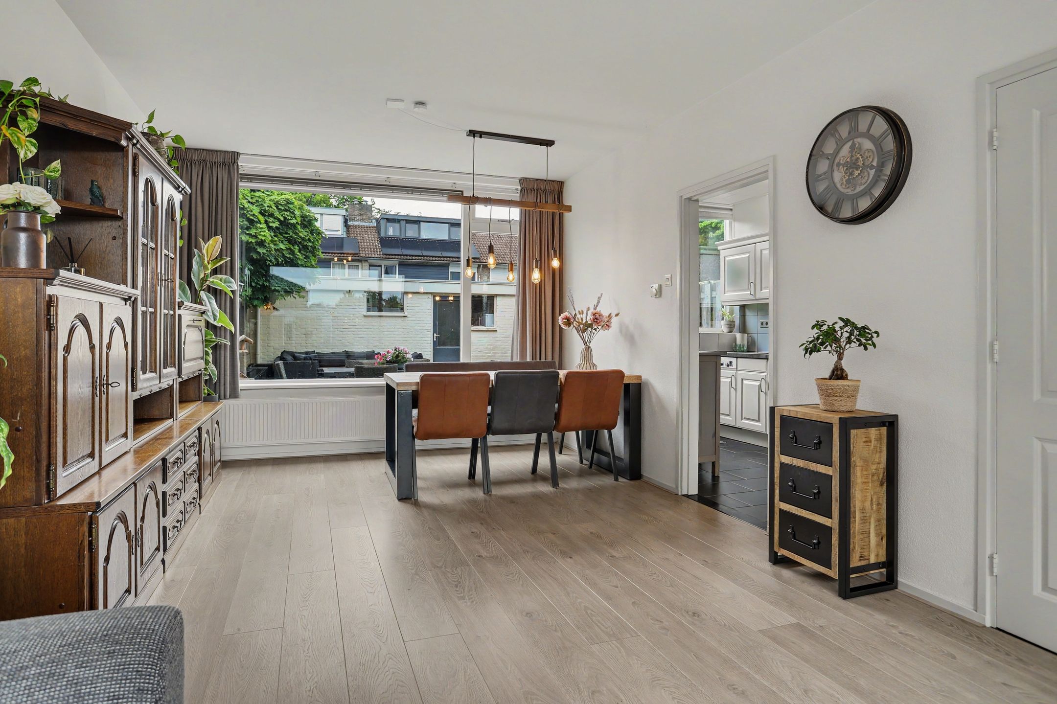 Foto 9 van Venus 19