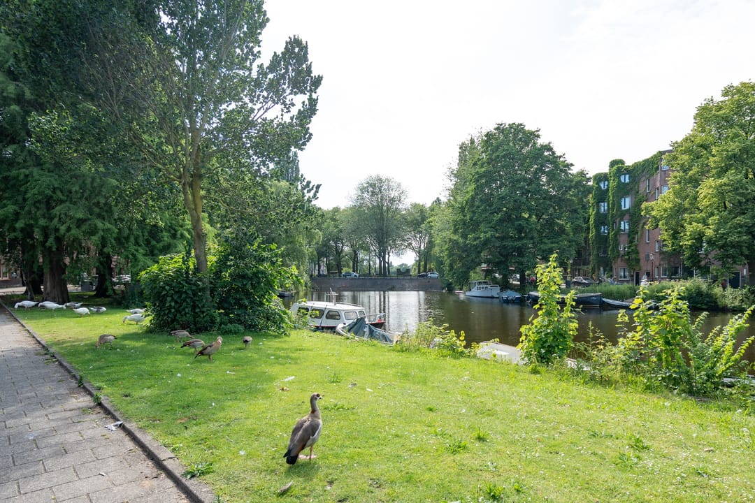 Photo 32 of Turnerstraat 27-D
