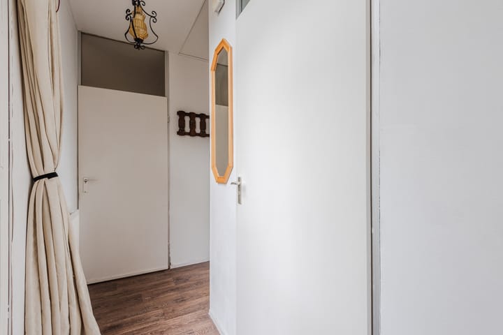 Hoekwoning te koop: Oude Vlie 144, Emmeloord