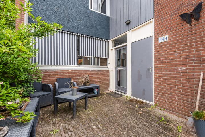 Hoekwoning te koop: Oude Vlie 144, Emmeloord