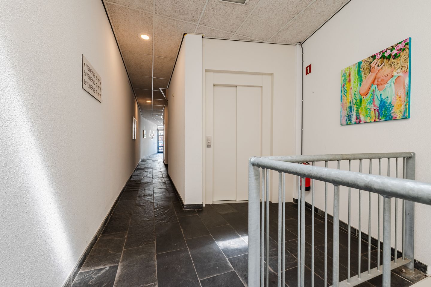 Photo 10 of Kromstraat 15-E
