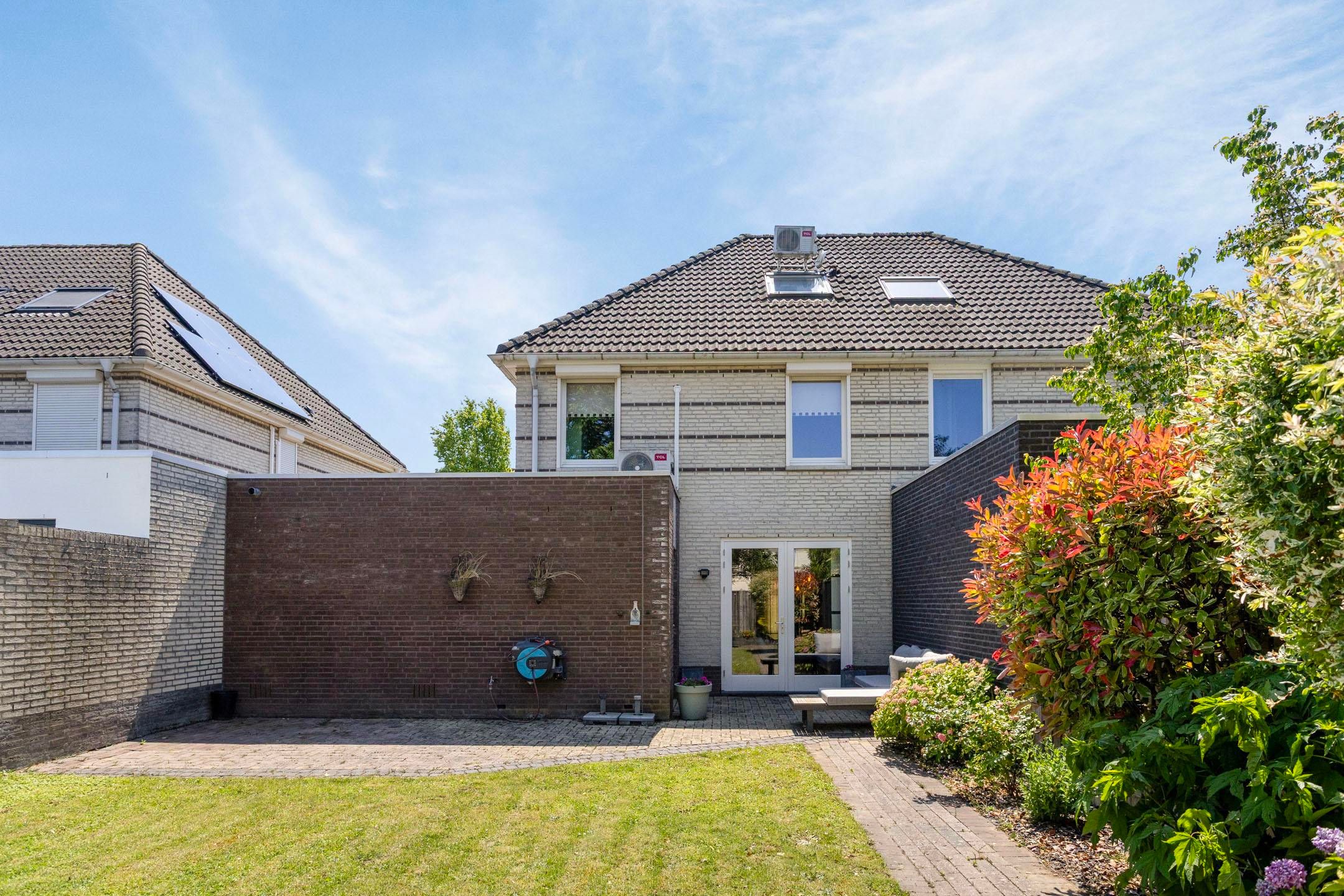 Photo 24 of Liviusstraat 17