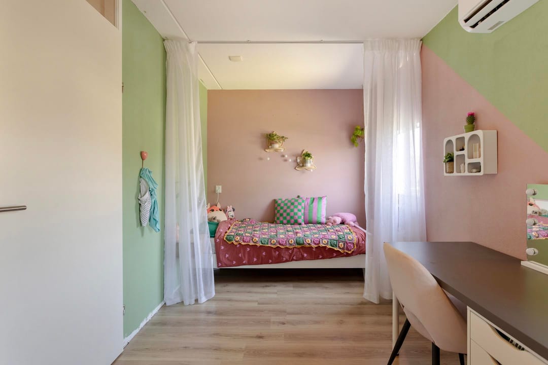 Photo 16 of Liviusstraat 17