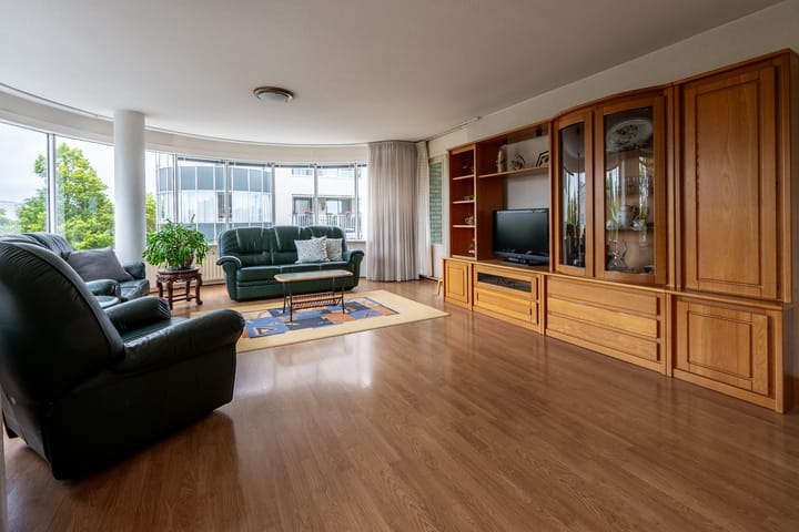 Photo 4 of Antonlaan 306