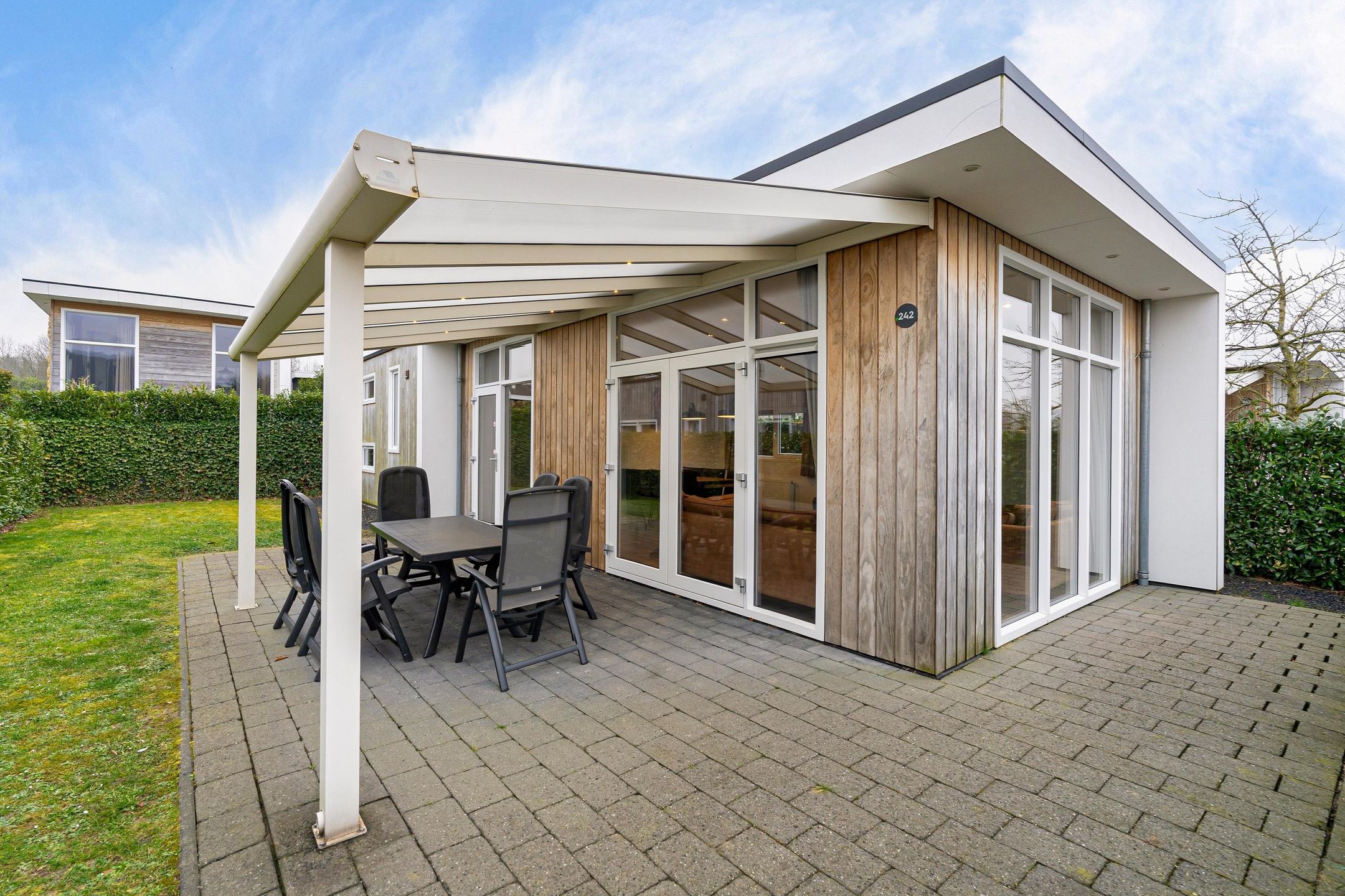 3-bedroom freehold villa in Schin op Geul — photo 5 of 5