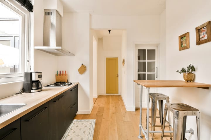 Tussenwoning te koop: Esschilderstraat 9, Haarlem