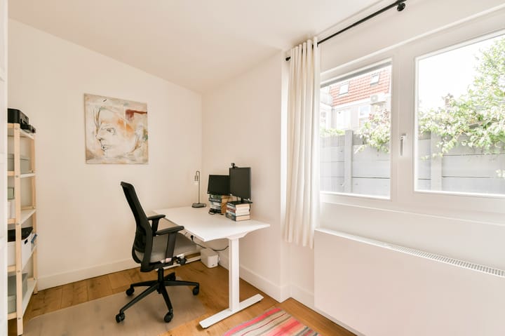 Tussenwoning te koop: Esschilderstraat 9, Haarlem