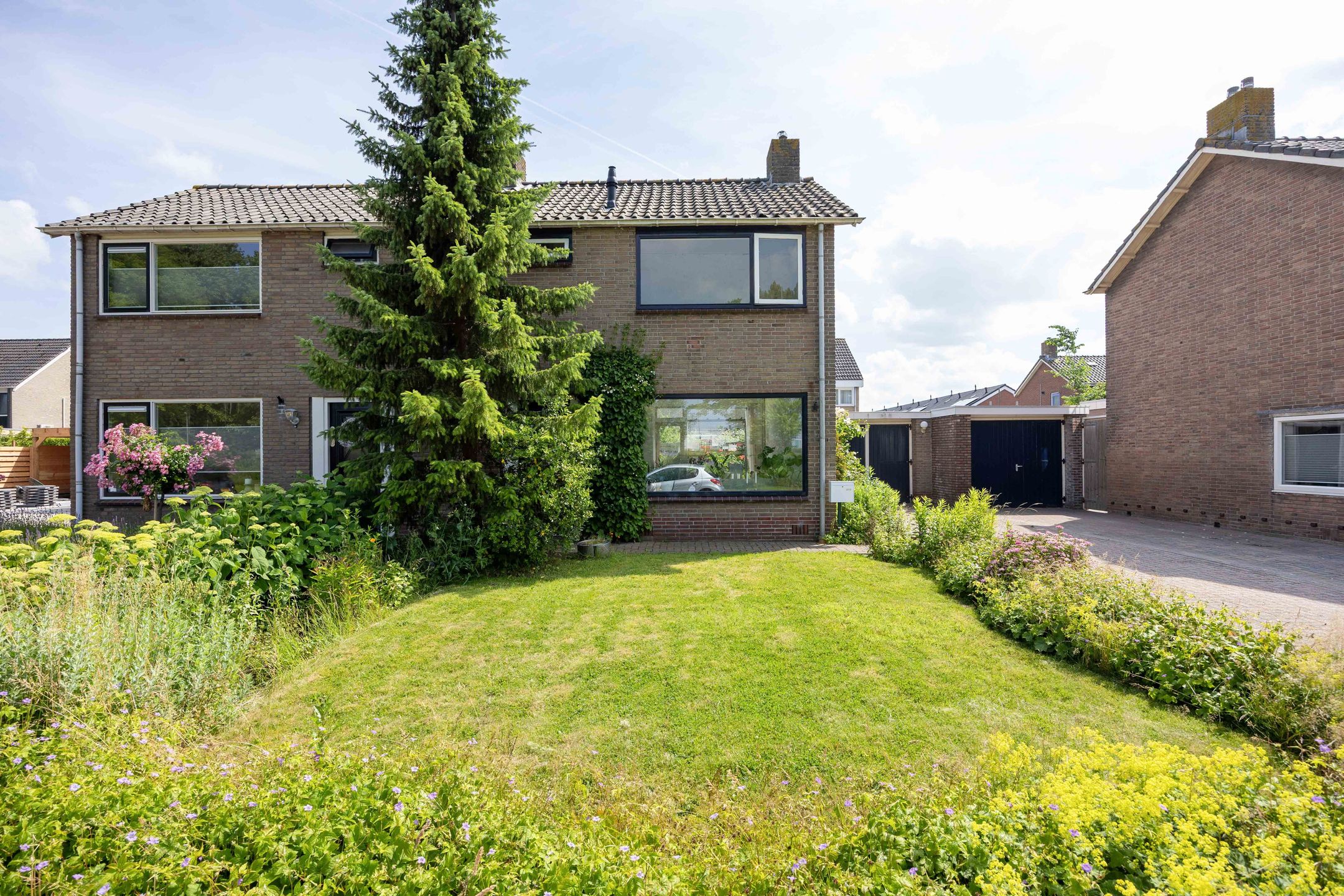 Photo 48 of Farmsumerzijl 15