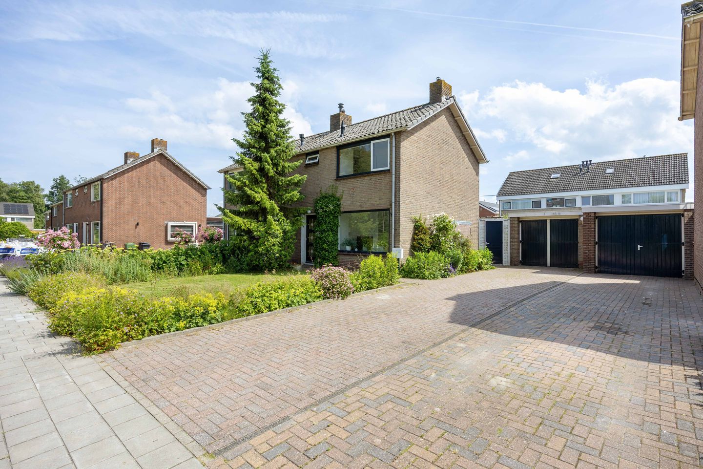 Photo 50 of Farmsumerzijl 15