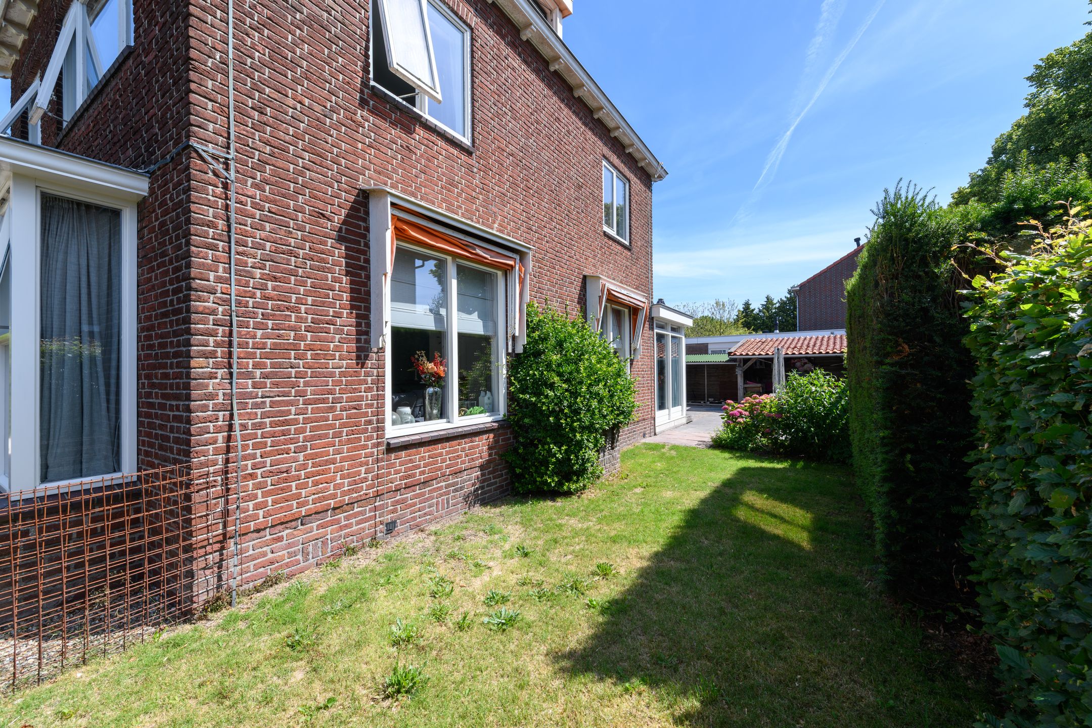 Photo 30 of Leliestraat 48