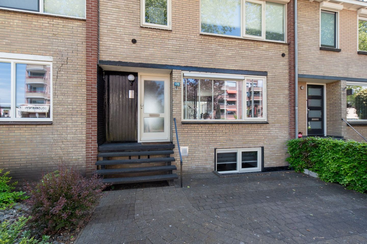 Photo 44 of Grotestraat 175