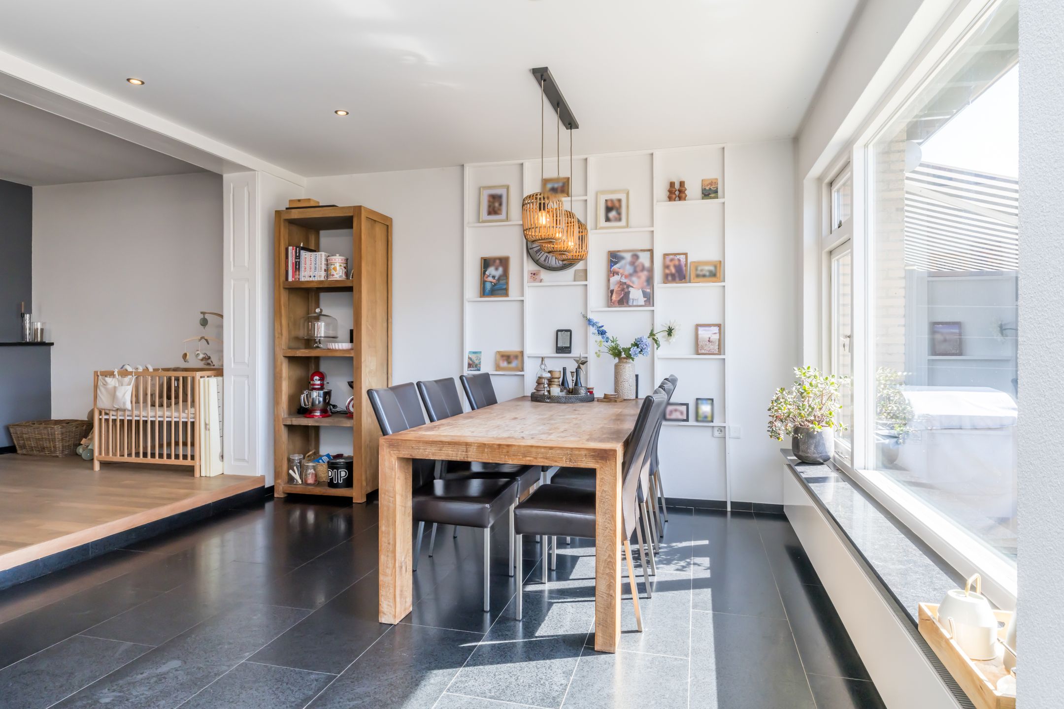 Photo 12 of Irenestraat 3