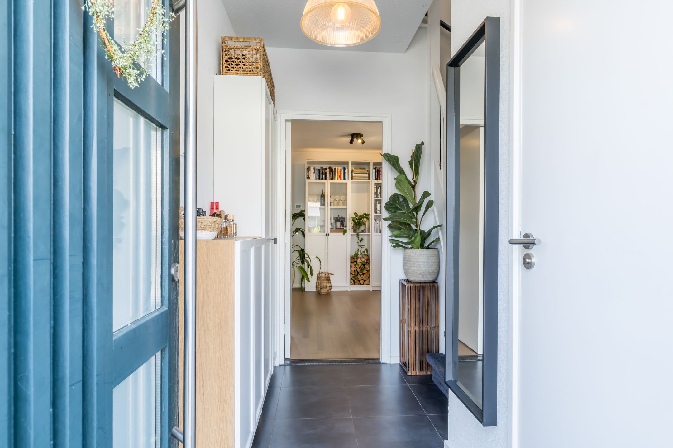 Photo 15 of Irenestraat 3
