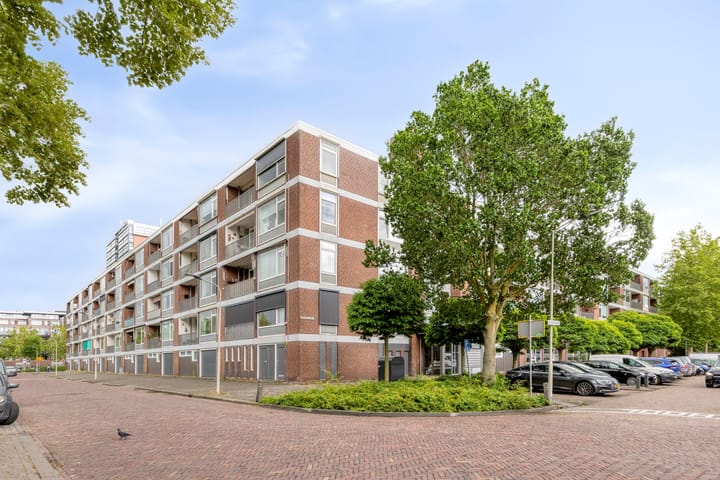 Photo 2 of Pensionarisstraat 92