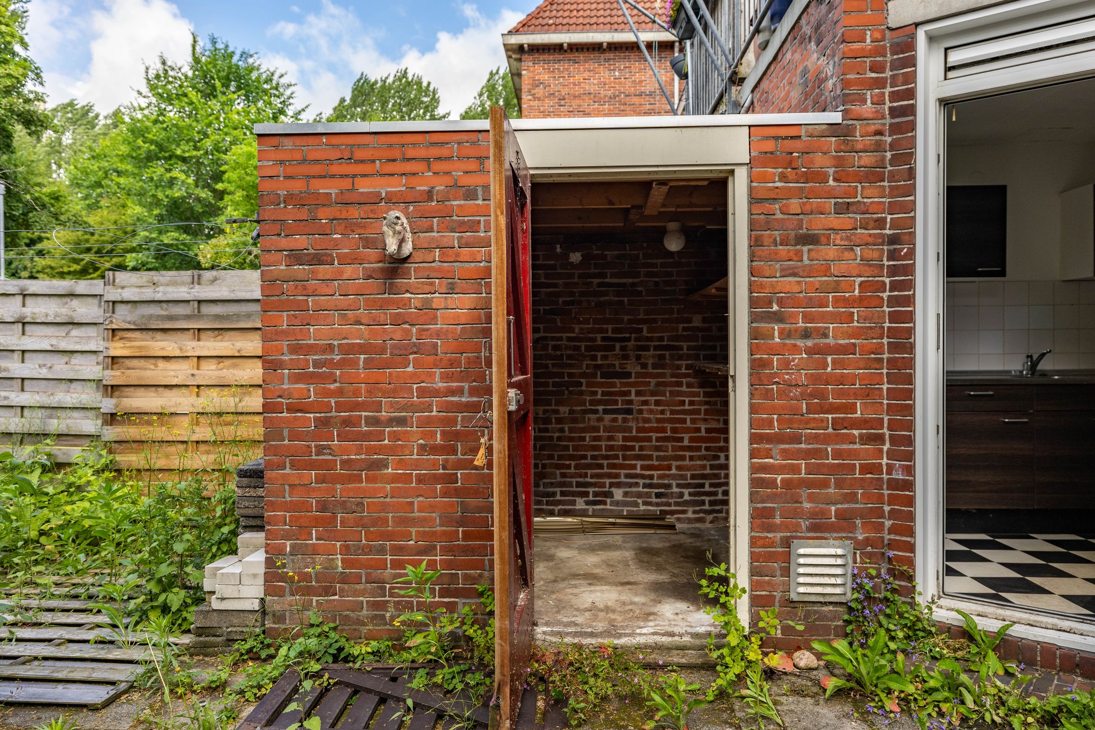 Photo 27 of Amalia van Solmsstraat 44