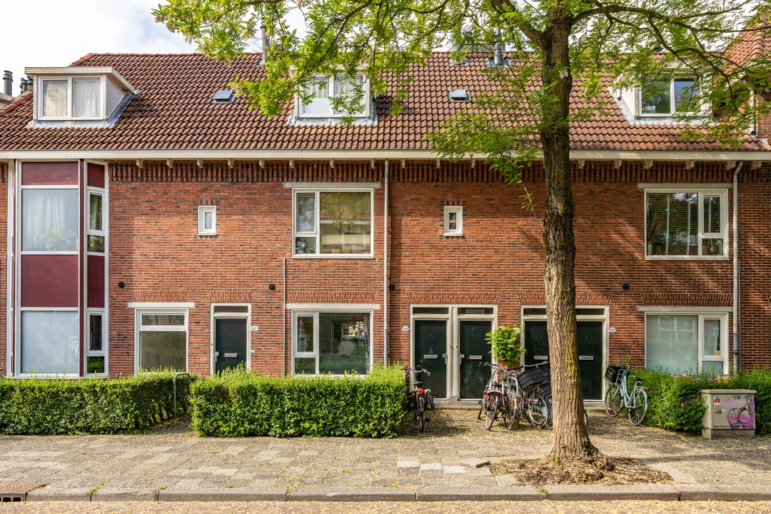 Photo 7 of Amalia van Solmsstraat 44