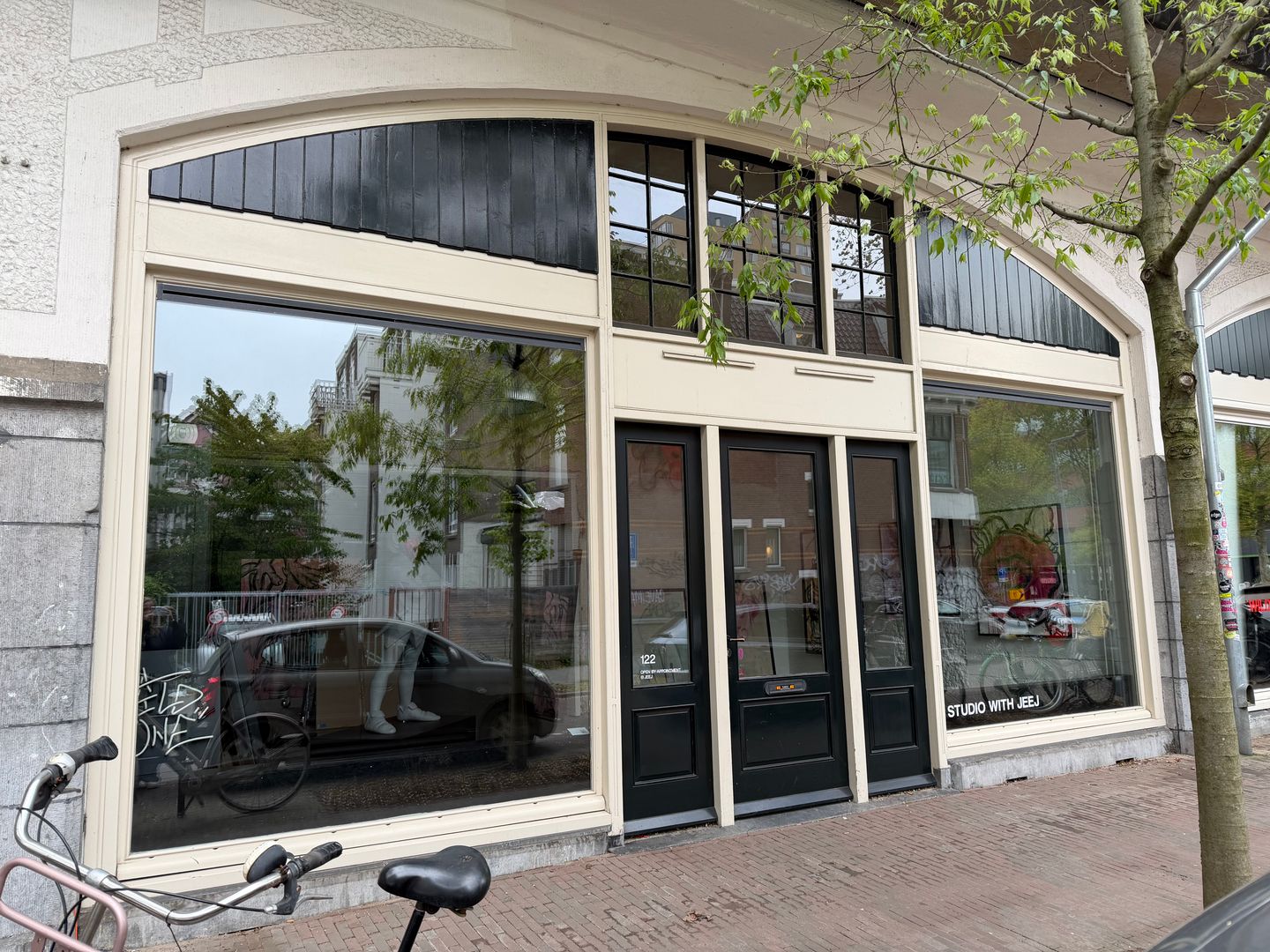 View photo 4 of Vijverhofstraat 122