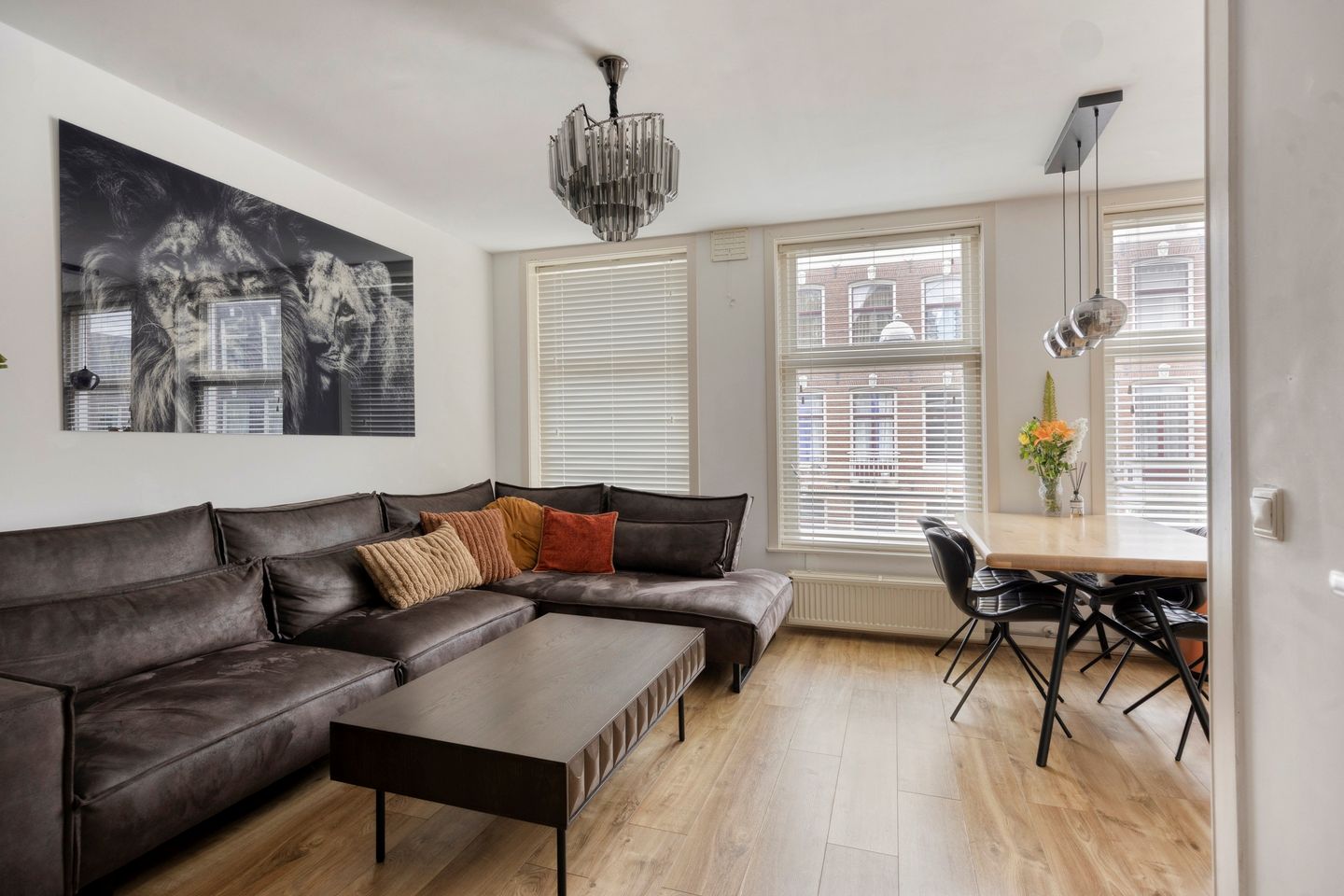 Photo 10 of Eerste Jacob van Campenstraat 33-2