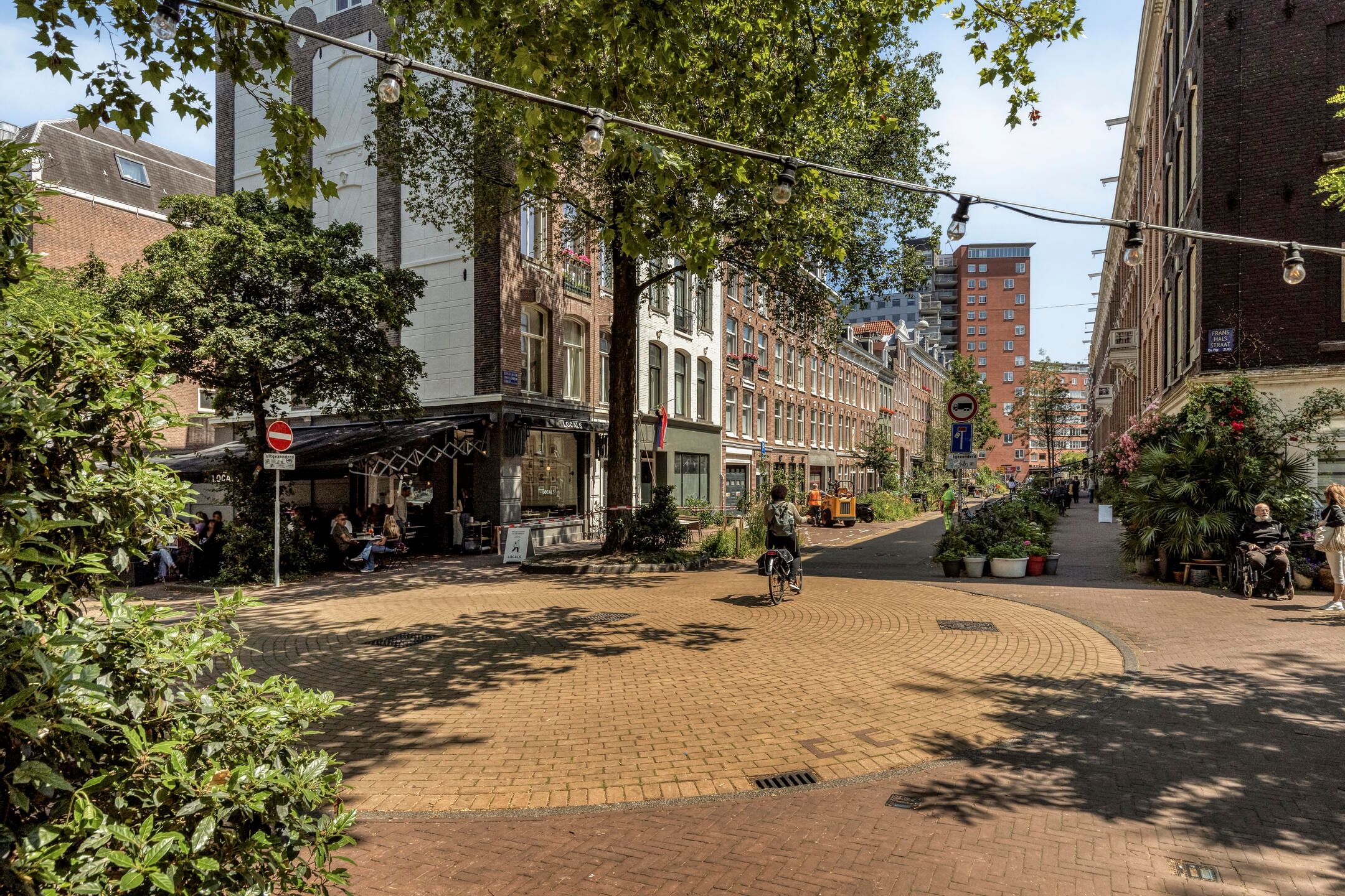 Photo 24 of Eerste Jacob van Campenstraat 33-2