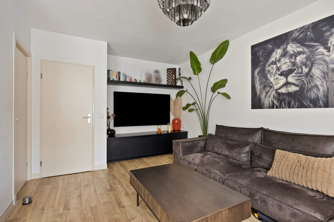 Photo 11 of Eerste Jacob van Campenstraat 33-2