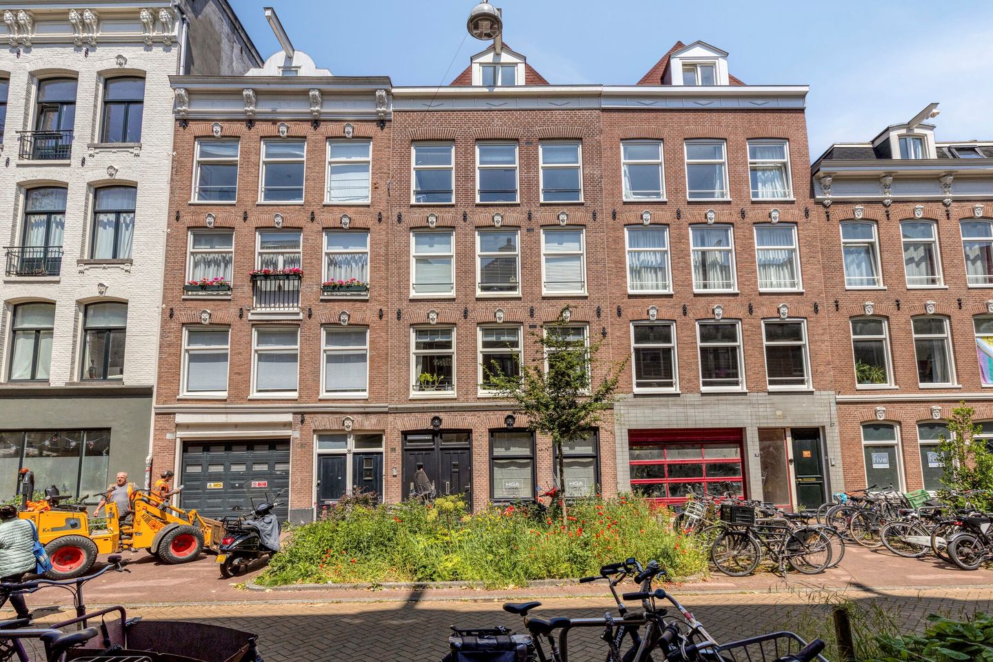 Photo 1 of Eerste Jacob van Campenstraat 33-2