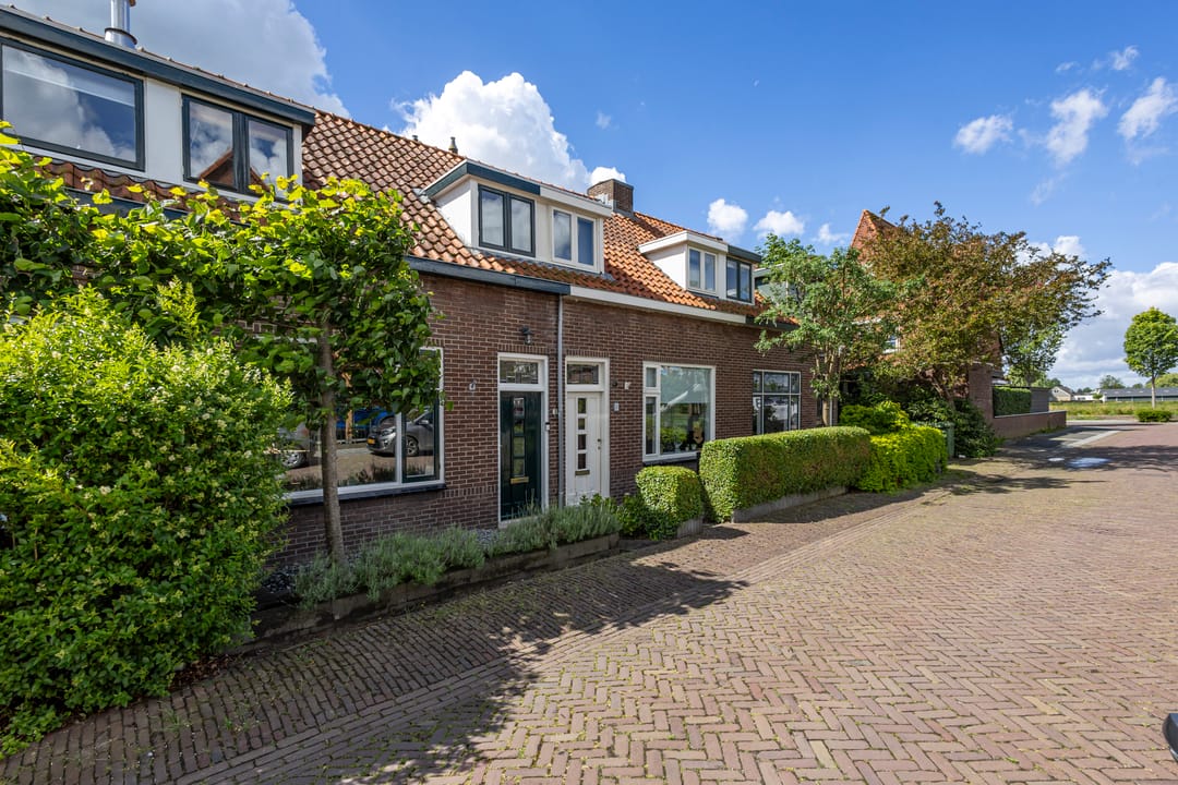 Photo 28 of Willemstraat 3