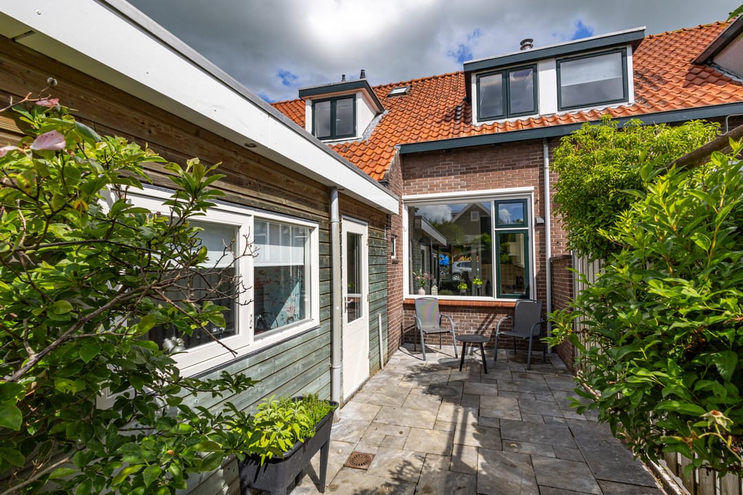 Photo 22 of Willemstraat 3