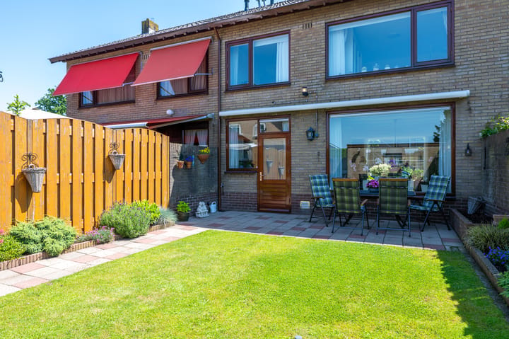 Photo 2 of P C Hooftstraat 48