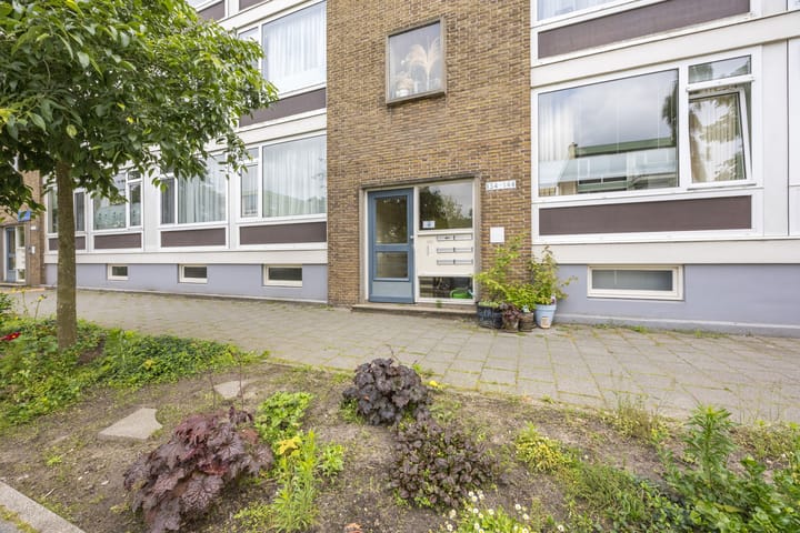 Appartement te koop: Van Wijngaardenlaan 142, Rotterdam