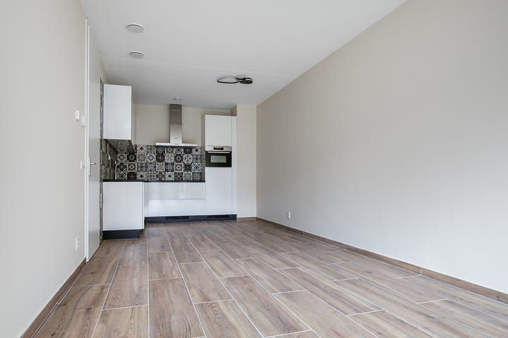 Foto 4 van Eiffelstraat 89