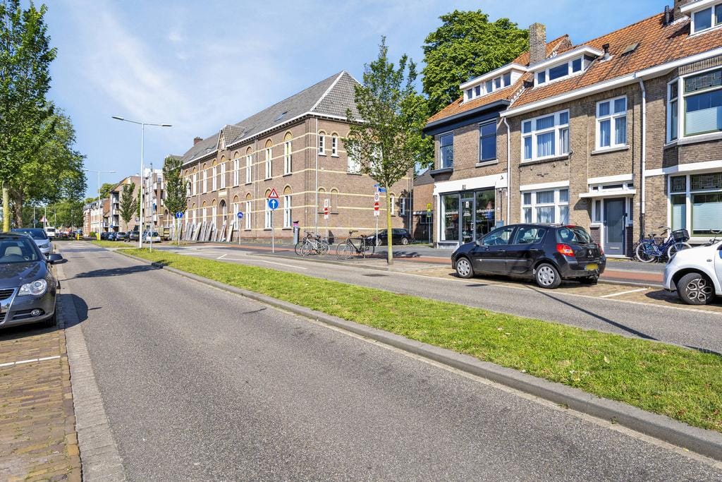 Photo 4 of Thomas de Rouckstraat 2-A