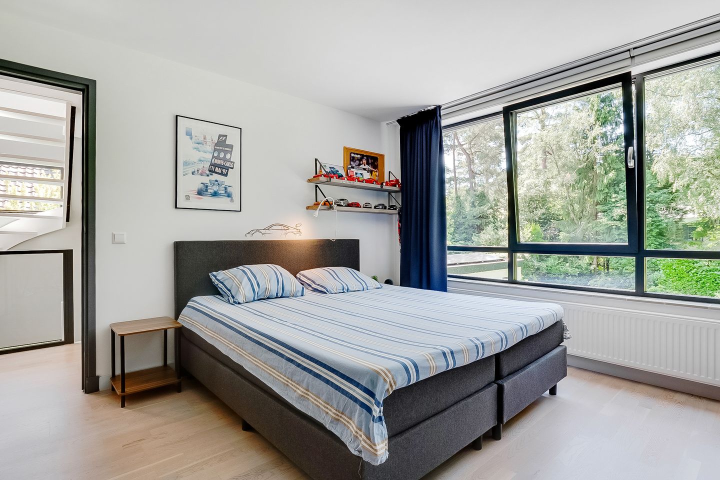 Foto 40 van Witte de Withlaan 9