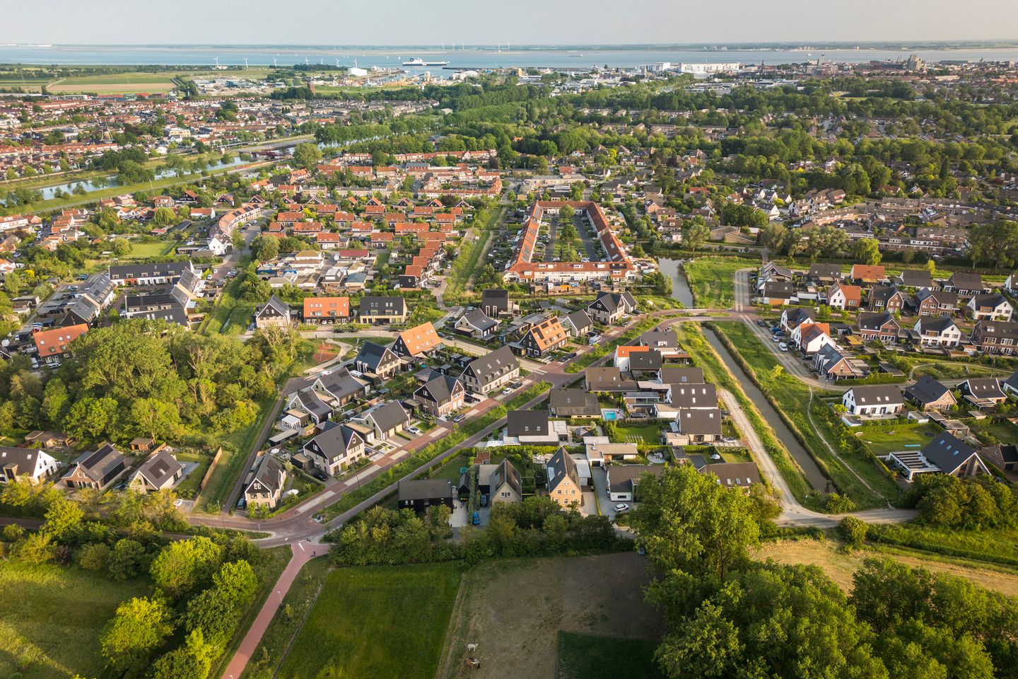 Photo 65 of Vrijburgstraat 55-C