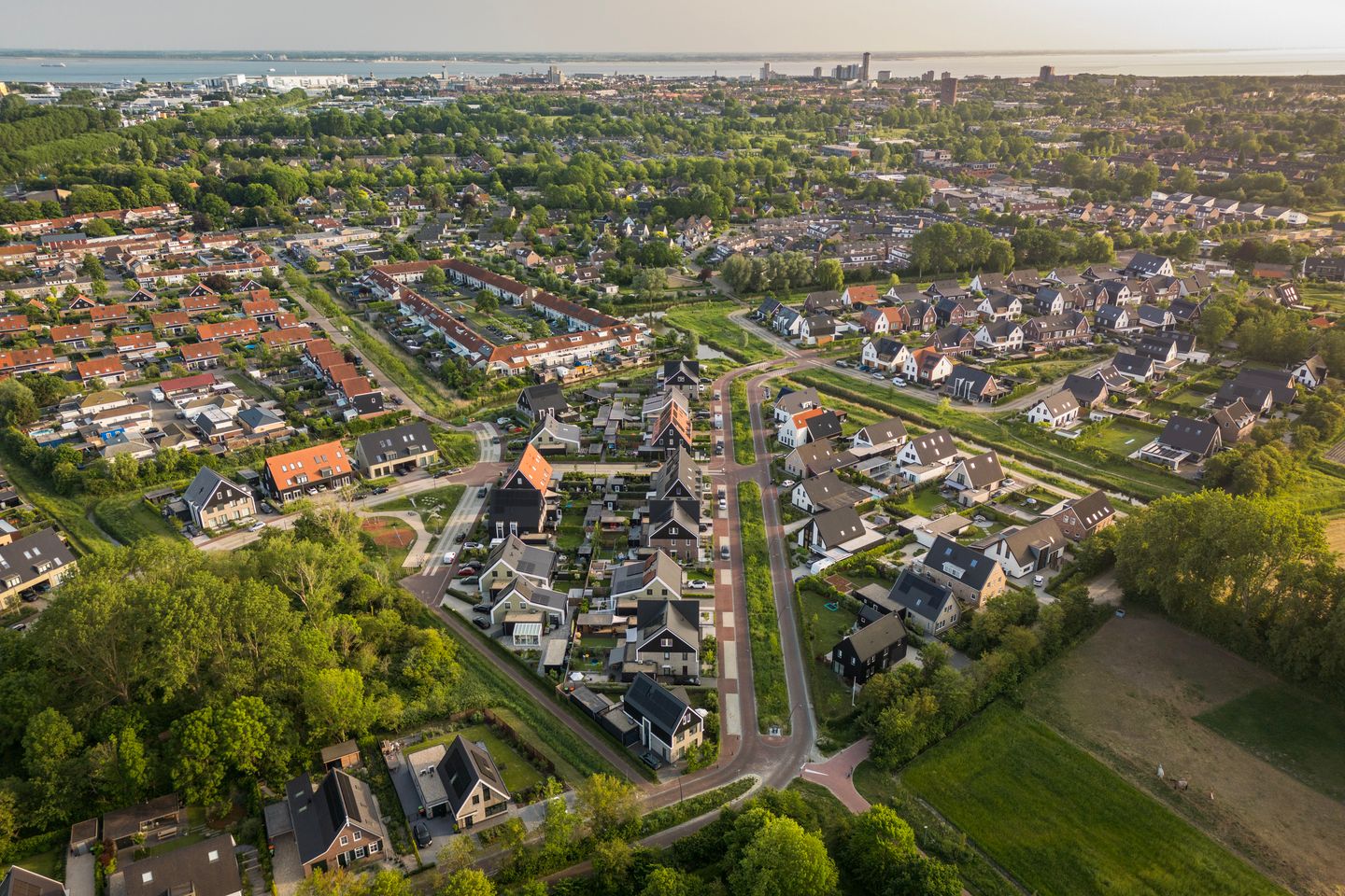 Photo 64 of Vrijburgstraat 55-C
